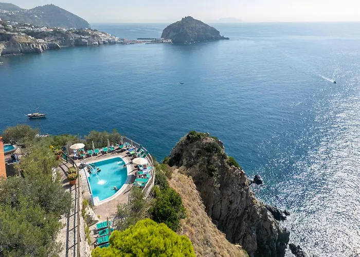 Punta Chiarito Resort