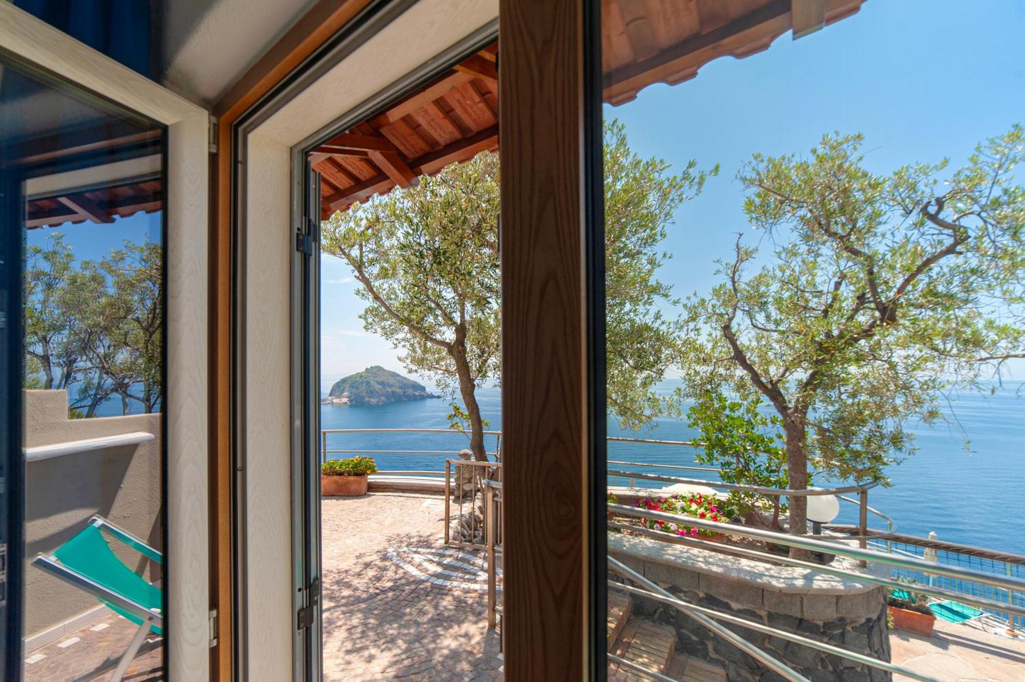 Punta Chiarito 4* Forio di Ischia