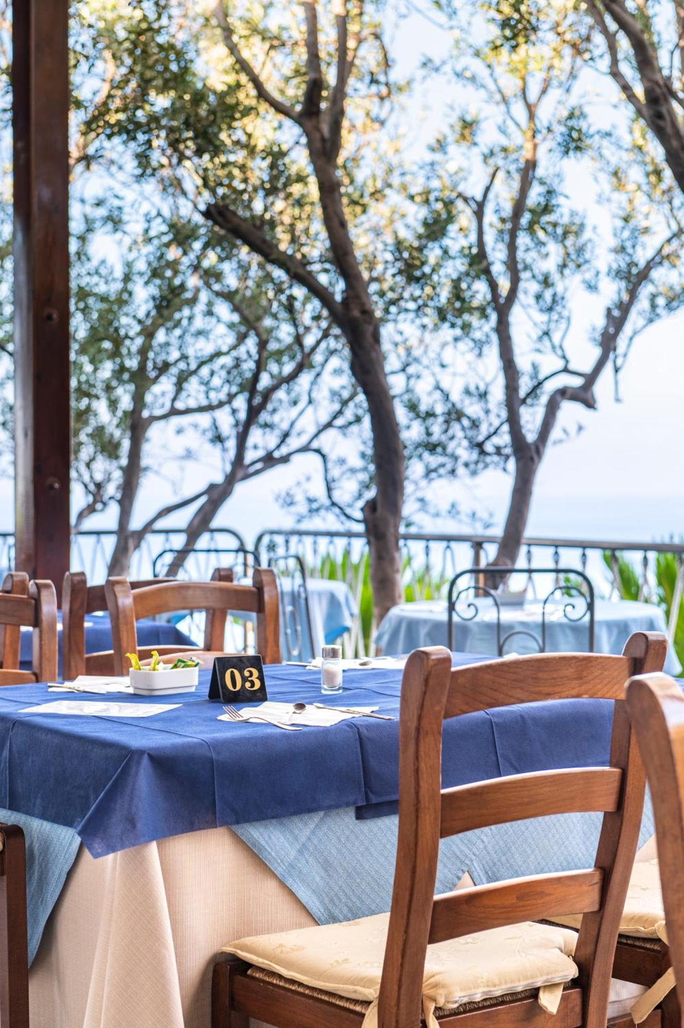 Punta Chiarito 4*