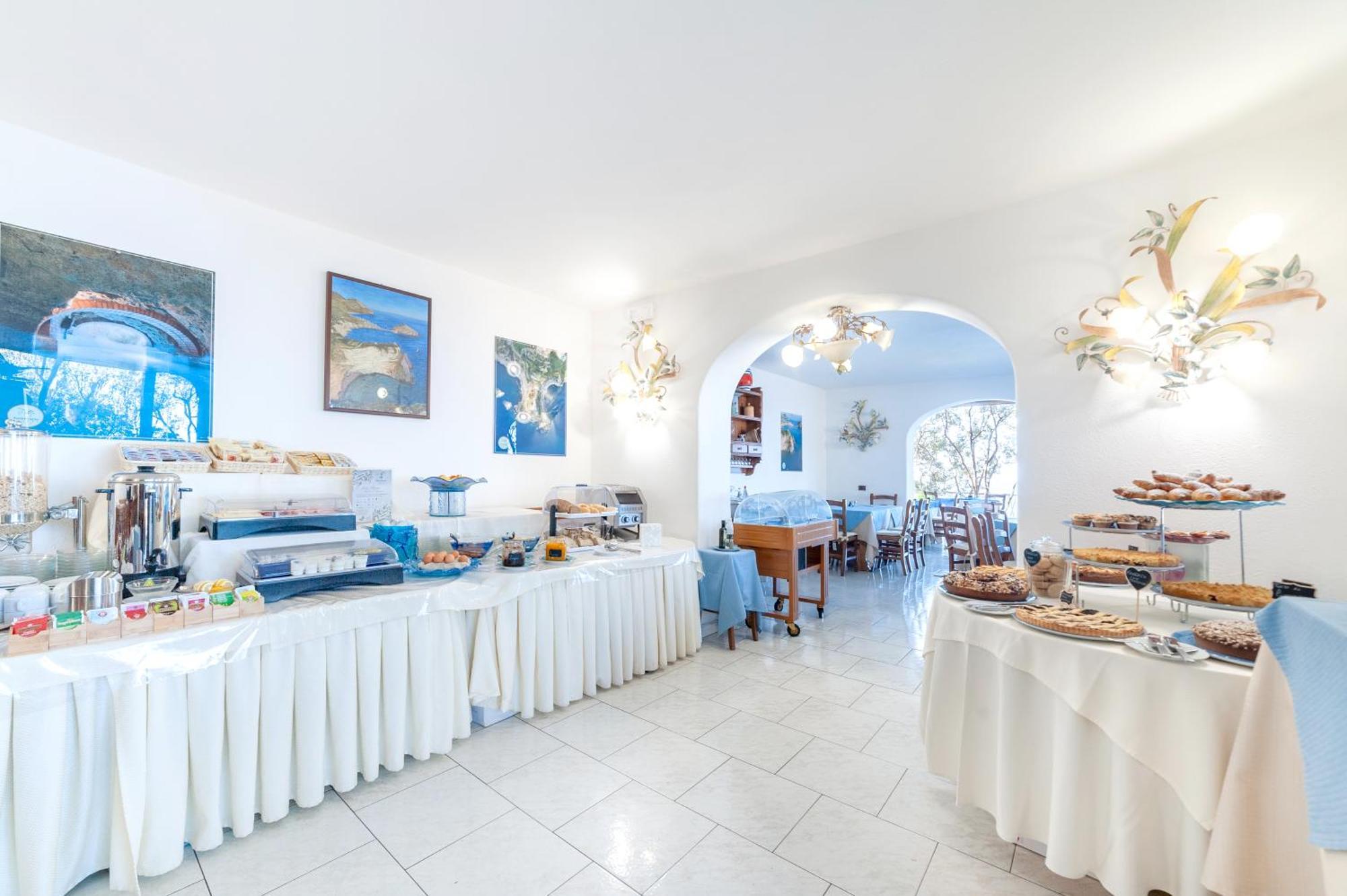 Punta Chiarito Hotel 4*