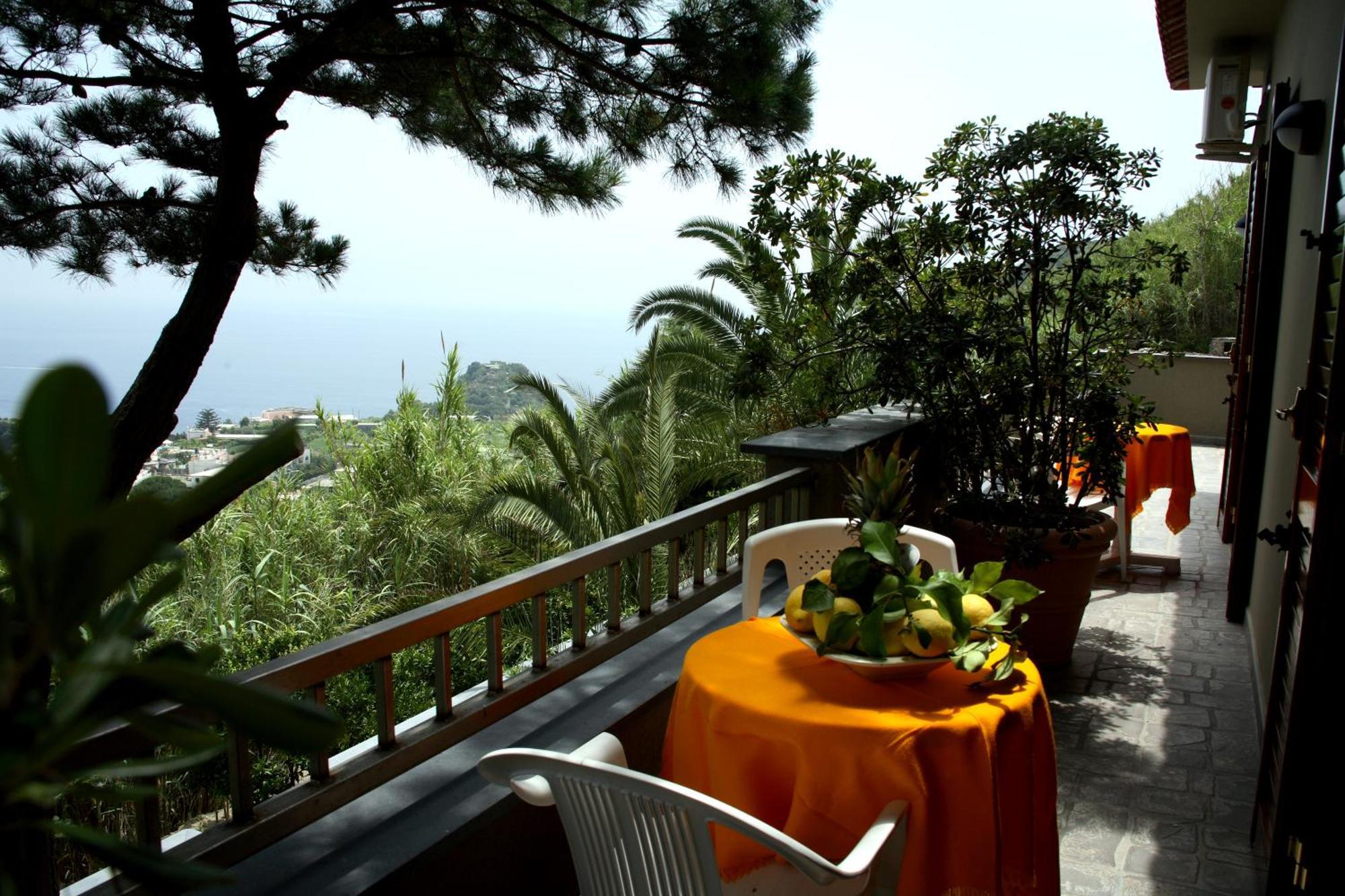Punta Chiarito Hotel 4*