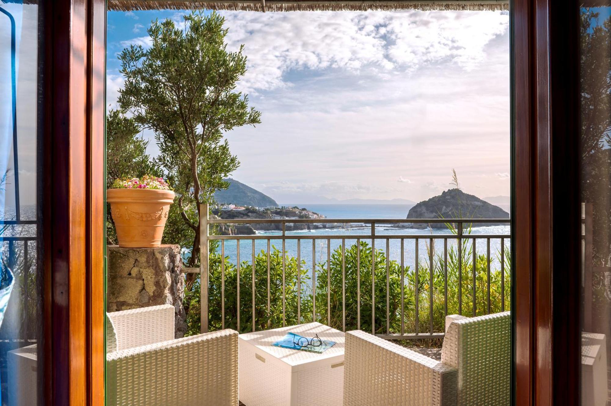 Hotel Punta Chiarito Forio di Ischia