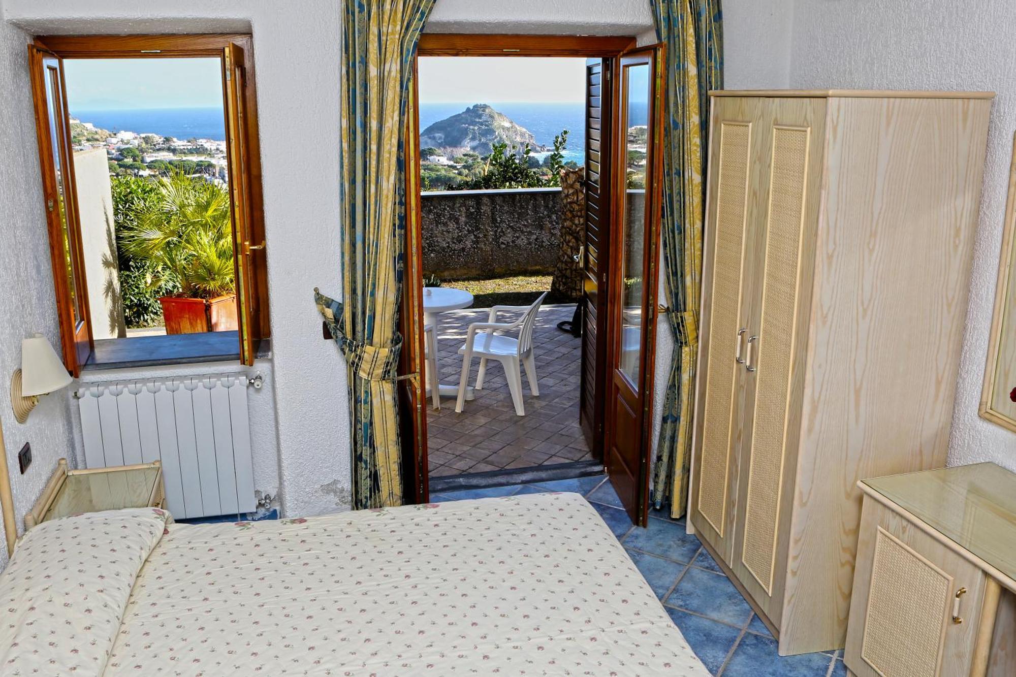 Hotel Punta Chiarito Forio di Ischia